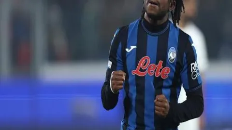 时光荏苒，他们的传奇佳话长存不息……